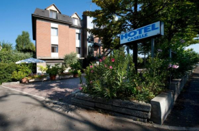 Отель Hotel Caselle  Сан Лаццаро Ди Савена